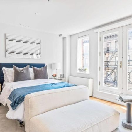 Luxe Studio With Charming Juliet Balcony Apartment นิวยอร์ก ภายนอก รูปภาพ